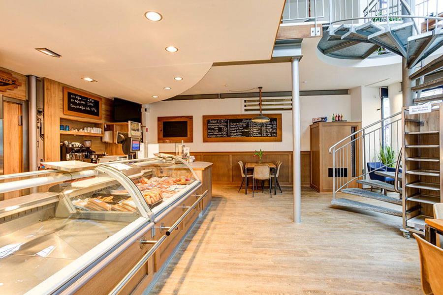 Objekteinrichtung & Ladenbau - Theke mit Spuckschutz für Metzgerei, Bäckerei etc. - in Hamburg von der Möbeltischlerei woodendesign feine Möbel | Schreiner Tischler Hamburg individueller Ladenbau Ladenbauer Design